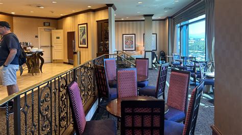 Exploring the Exclusive Amenities and Benefits of Club Level Access 1