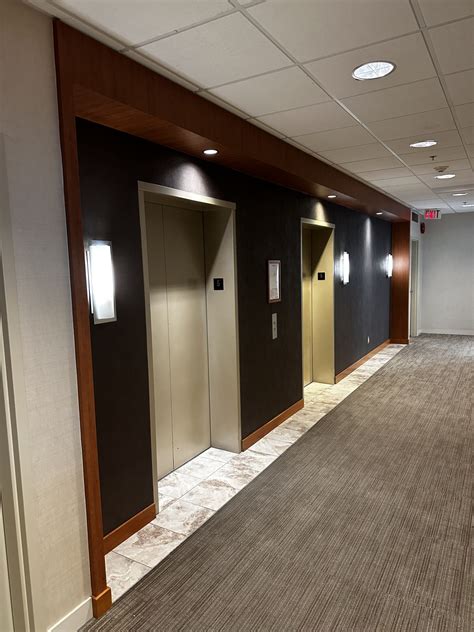 Broadway Offices - Vancouver - Lobby Renovation