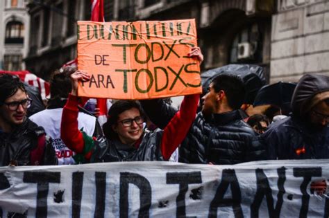 Reviví los mejores momentos de la histórica marcha universitaria La