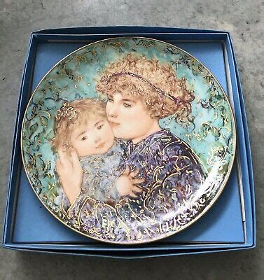 Edna Hibel 244 D Mothers Day Plate Jessica And Kate 1989 Handpainted