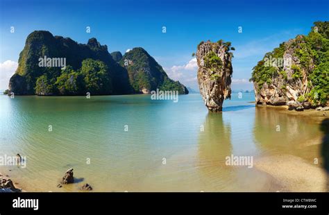 Phang Nga Bay, James Bond Island, Thailand Stock Photo - Alamy