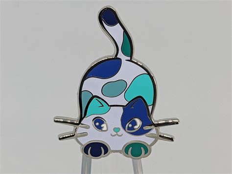Gay Male Pin Purride Chibi Cat Hard Enamel Pin In Men Loving Men Mlm Pride Flag Colors Lgbtq