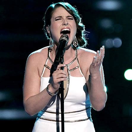 5 Hot Sexy Audra McLaughlin Bikini Pics