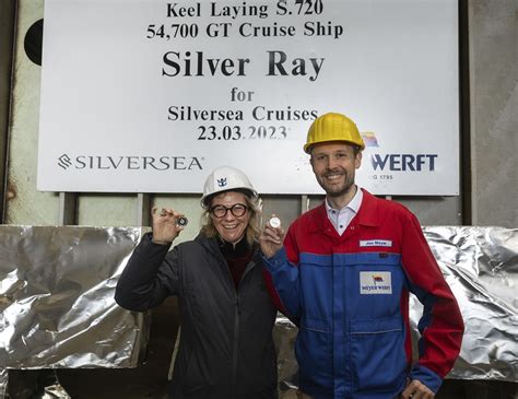 Silversea E Meyer Werft Celebrano La Posa Della Chiglia Di Silver Ray