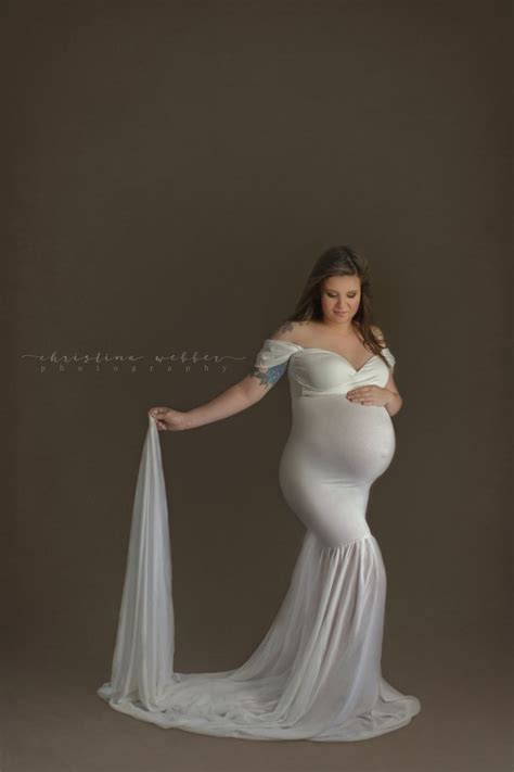 Monroe Maternity Photoshoot Gown Pearl Jersey And Chiffon Tossing Train