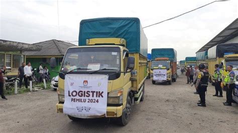 FOTO Logistik Pemilu 2024 Di Kota Pekanbaru Mulai Didistribusikan Hari