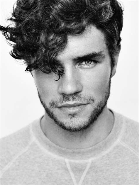 25 Mens Hairstyle For Curly Hair To Look Mesmerizing Haircuts