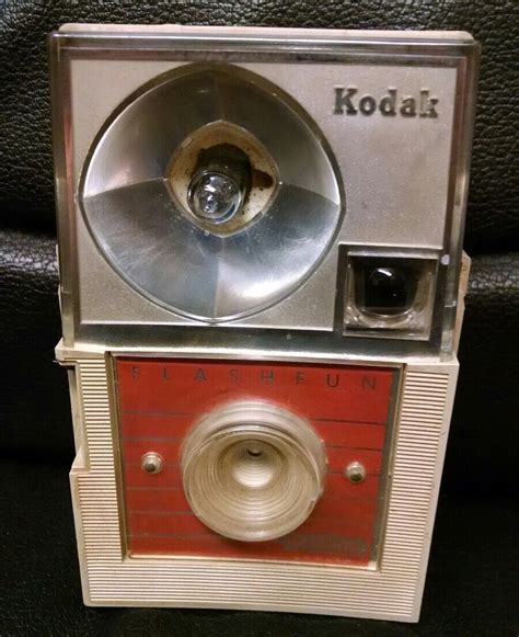 Vintage Kodak Hawkeye Flashfun Camera 127 Film Nice Ebay