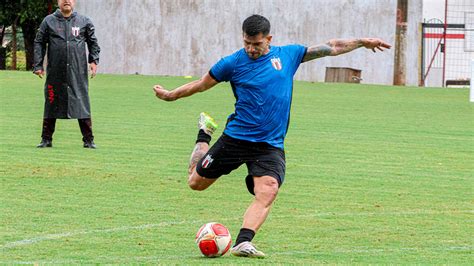 Novo reforço argentino Leandro Maciel destaca estrutura do Botafogo e