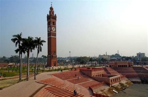 These 12 Historical Places In Lucknow Will Make The Mughal Era Come Alive