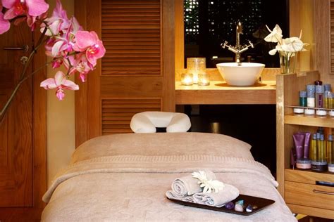 Spa Room With Pink Flowers Massage Room Spa Room Esthetics Room