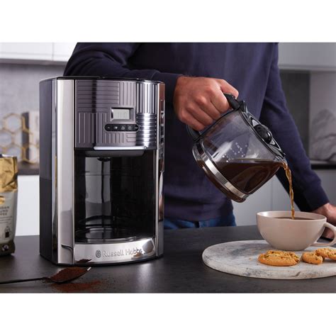 Cafetiera Russell Hobbs Argintiu Emagro