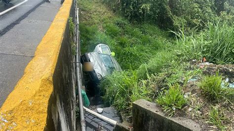 Una Persona Perdi La Vida Cuando El Carro En El Que Sali De Medell N