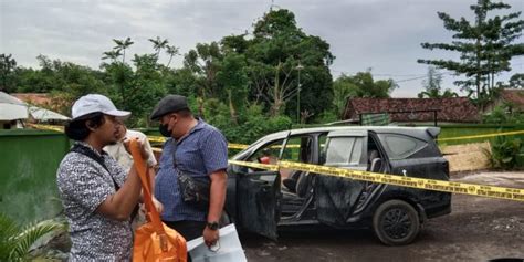 Lagi Mobil Pegiat LSM Dibakar Orang Tak Dikenal PANTURA7