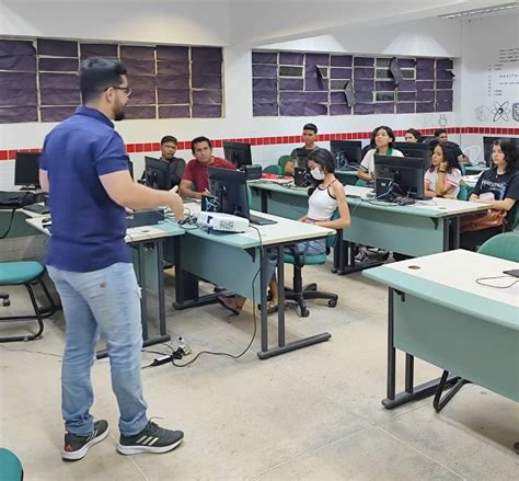 Equipe Do Centec Visita Turmas De Cursos De Qualifica O Profissional