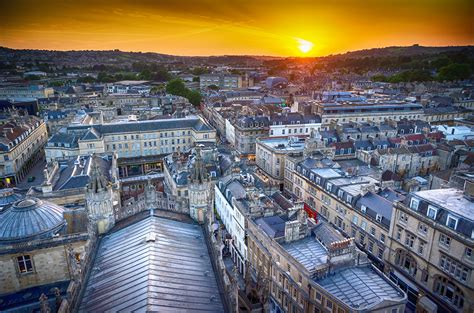 Bath Abbey - Bath UK Tourism, Accommodation, Restaurants & Whats On