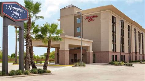 Reserve Hampton Inn Houston-Hobby Airport Parking | Way.com