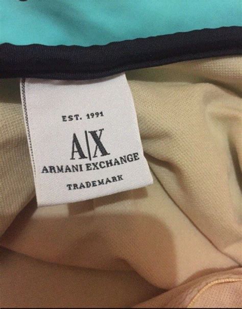 Armani Exchange Baju Renang 94 100 Olah Raga Baju Olahraga Di Carousell