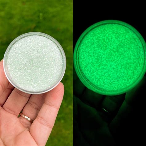 Green To Green Glow In The Dark Glitter Em Kat Glitter Factory