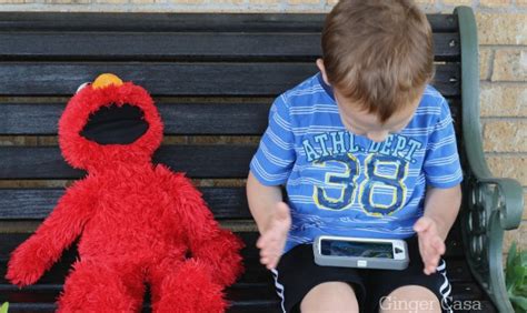 Love2Learn Elmo - Hot Christmas Gift for Little Ones! {giveaway, too!}