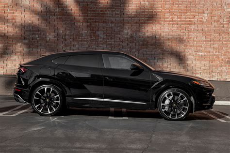 Lamborghini Urus Black - Premier Auto Los Angeles