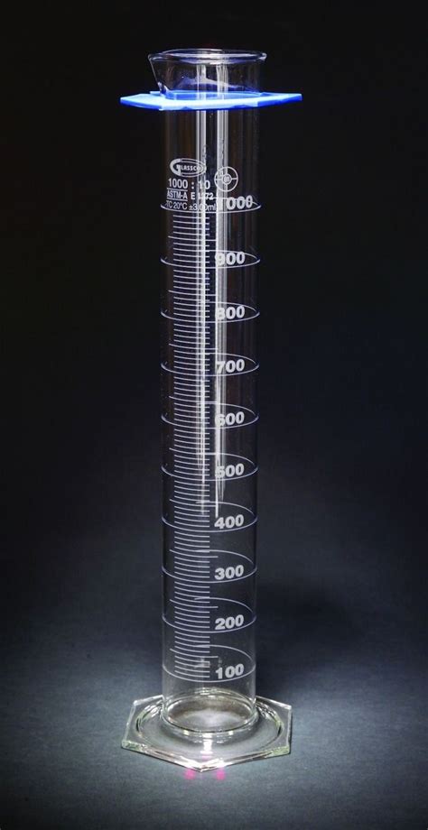 Glass Graduated Cylinder