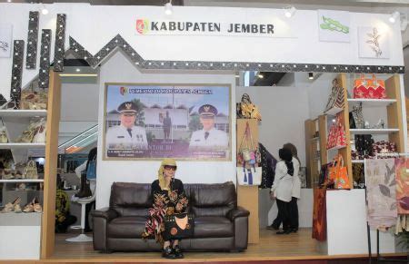 Jember Raih Juara Stand Terbaik Dan Favorit Di Investrade Expo