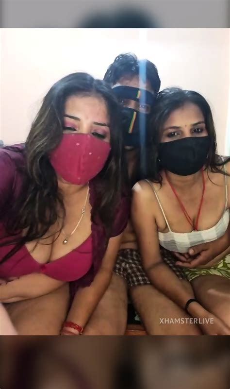 JoyanLove Desi Indian Stripchat Threesome Porn Video