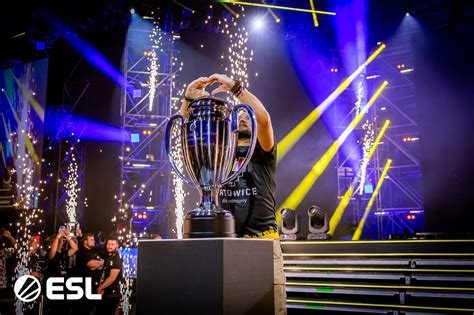 IEM Katowice confira as configurações dos PCs Game Arena