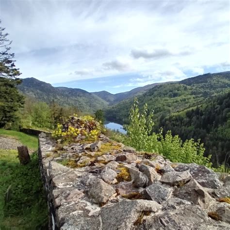 A faire Sur les hauteurs du Lac de Kruth Randonnée