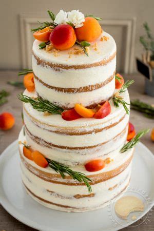 Naked Cake Aux Abricots Et Au Romarin Sucre D Orge Et Pain D Epices