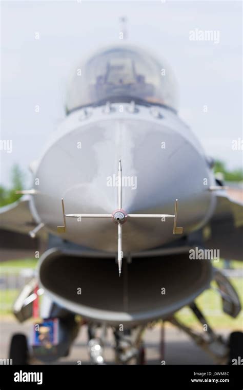 Aeroplane Nose Cone Open Hi Res Stock Photography And Images Alamy