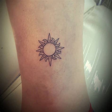 Top Best Simple Sun Tattoo Ideas Inspiration Guide