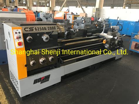 Gap Bed Lathe Machine Metal Lathe Machine Price CS6250c 1500 China