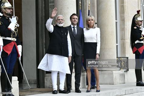 Frances President Emmanuel Macron And His Wife Brigitte Macron News