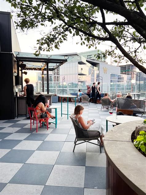 L.A. Jackson - Must-Visit Rooftop Bar in Nashville - Foodgressing