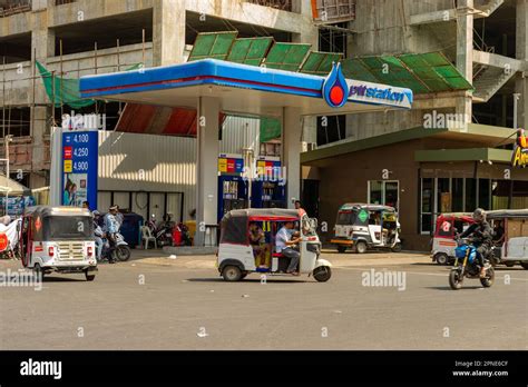 A Busy Ptt Gas Station In Phnom Penh Cambodia Stock Photo Alamy