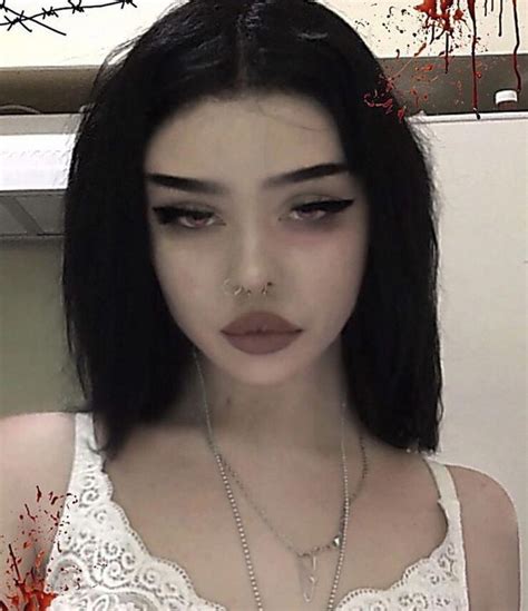 𝘤𝘰𝘴𝘮𝘪𝘤𝘨𝘰𝘵𝘩 ♡ 𝘪𝘨 𝘢𝘮𝘺𝘣𝘵𝘰𝘳𝘳𝘦𝘴 Edgy Makeup Grunge Makeup Alternative Makeup