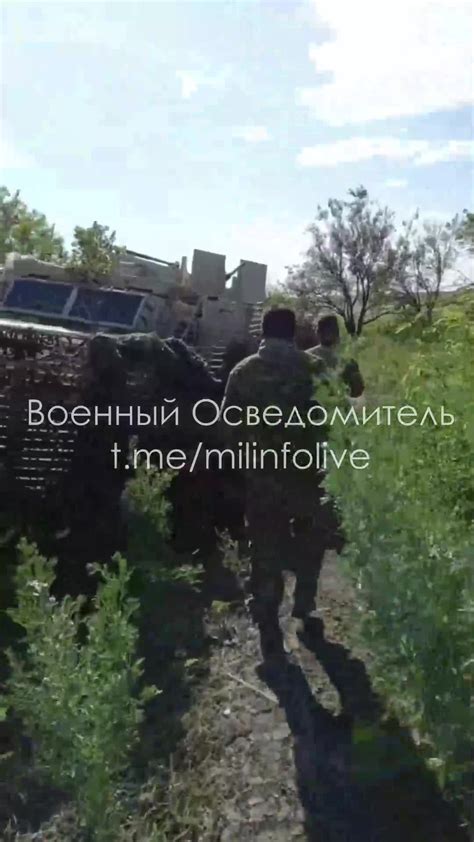 Ru Pov Captured British Husky Tsv And Mastiff Ppv Armored Vehicles R