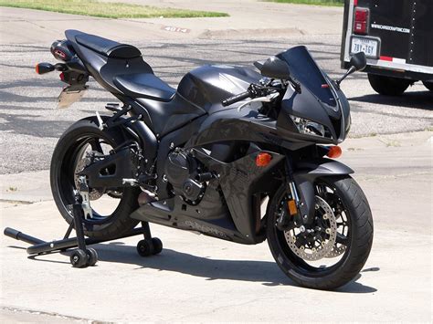 Honda Cbr Rr Graffiti Edition Reviews Prices Ratings With Various