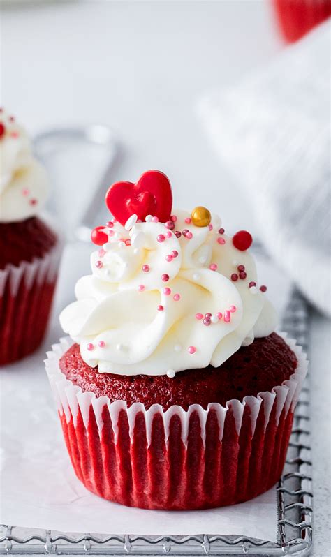 20+ VALENTINES DAY DESSERTS THAT WOW! + WonkyWonderful