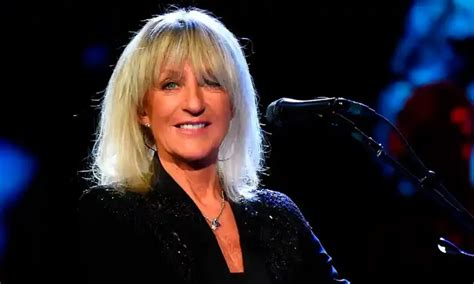 5 Great Fleetwood Mac Songs Written By Christine Mcvie