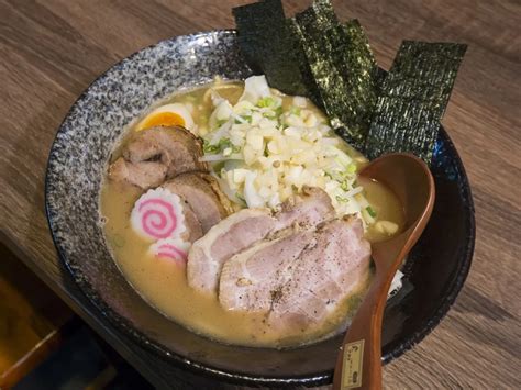 世界中で愛される日本の国民食ラーメンをいただきます Miil カスミのオリジナルブランド