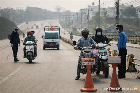 काठमाडौंमा बढ्दै जाम मात्र ३०० ट्राफिक प्रहरीले सम्हालिरहेका छन्