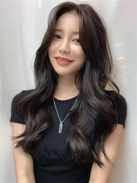 Long And Voluminous Waves Grace Perm Korean Curls Korean Wavy Hair