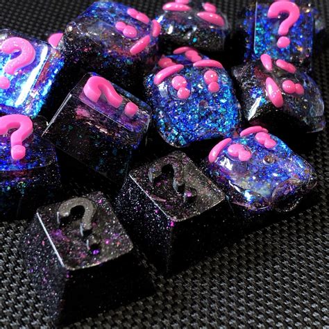 [artisan] Q Qaps Space Sex Raffle Giveaway Mechmarket