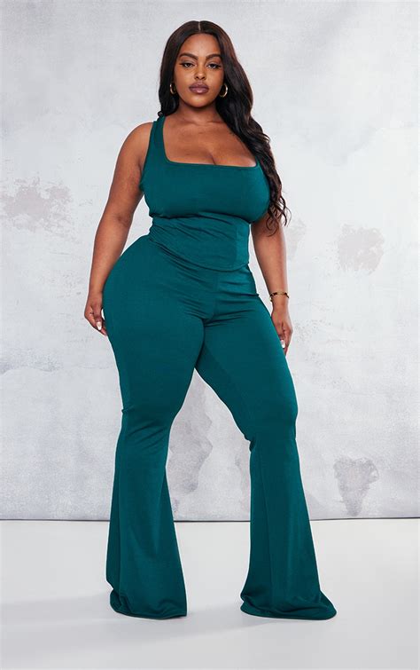 Plus Pine Green Flare Leg High Waisted Trouser Prettylittlething