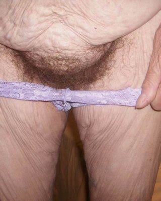 Hairy Granny Showing Her Wrinkled Body Porn Pictures Xxx Photos Sex Images Pictoa