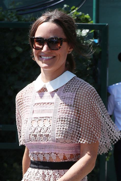 Pippa Middleton Is Pretty In Pink And Baring Her Midriff At Wimbledon