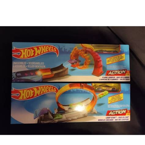 Hot Wheels Toys Hot Wheels Action Loop Star Track Set W Car Playset